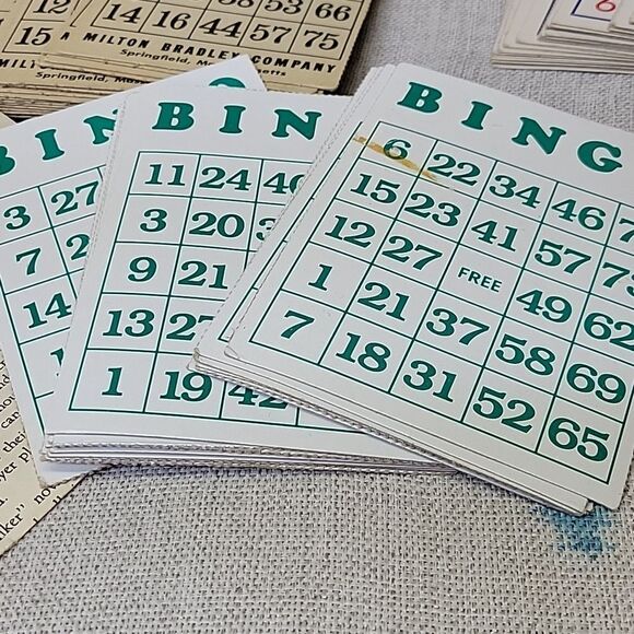 Huge Bingo bundle, 1974 vintage Bingo - Picture 2 of 13